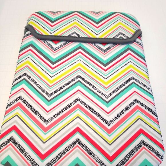 Thirty-One Tablet Cover New in Package - Picture 4 of 9
